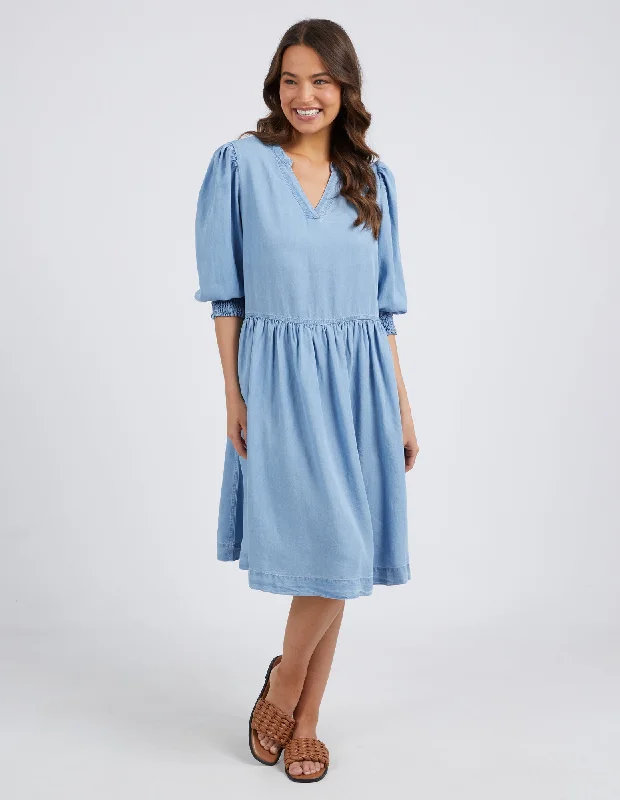 One-shoulder party dress-Elm Shanee Chambray Dress Blue Wash