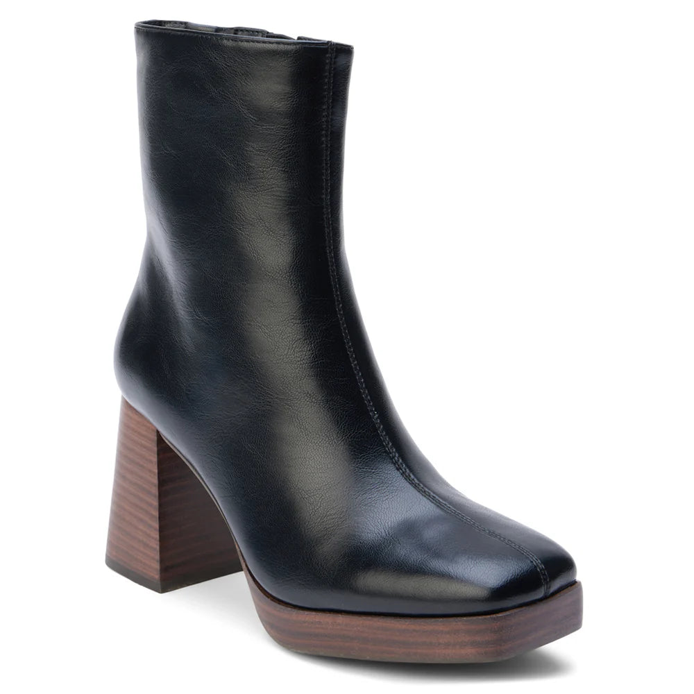 Matisse Duke Ankle Boots - Black